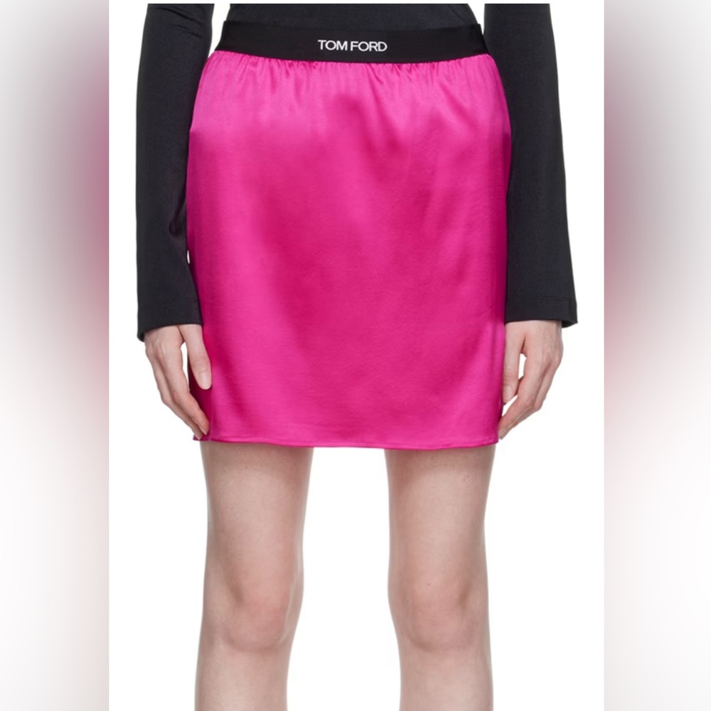 BRAND NEW TOM FORD
SSENSE Exclusive Pink Miniskirt